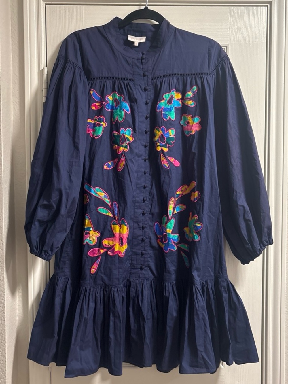 Alivia Lori Dress L Bright Floral Embroidery